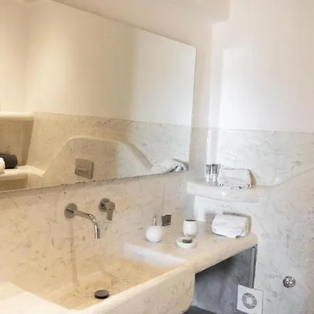 Demilmar Luxury Hotell
